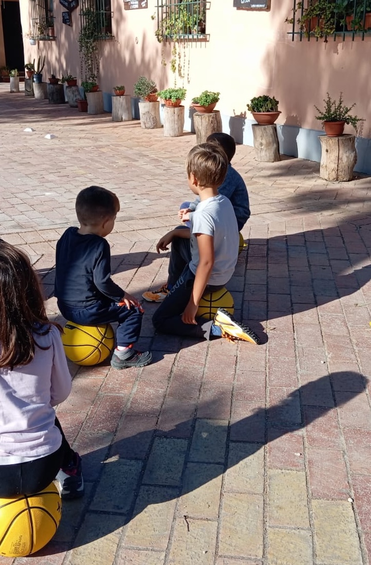 Angoli dello sport — Il corpo che pensa, che sente, che gioca. · centro di educazione emozionale Sentipensare, Ostia Antica
